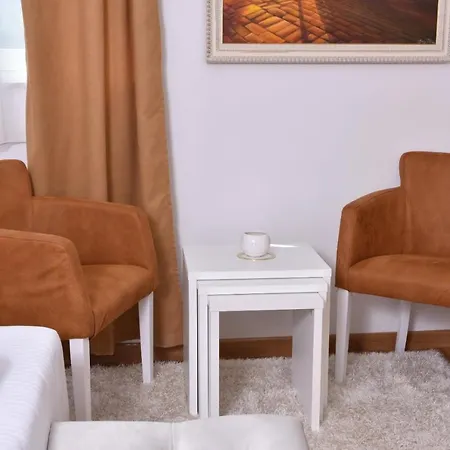 Frajla * Νόβι Σαντ